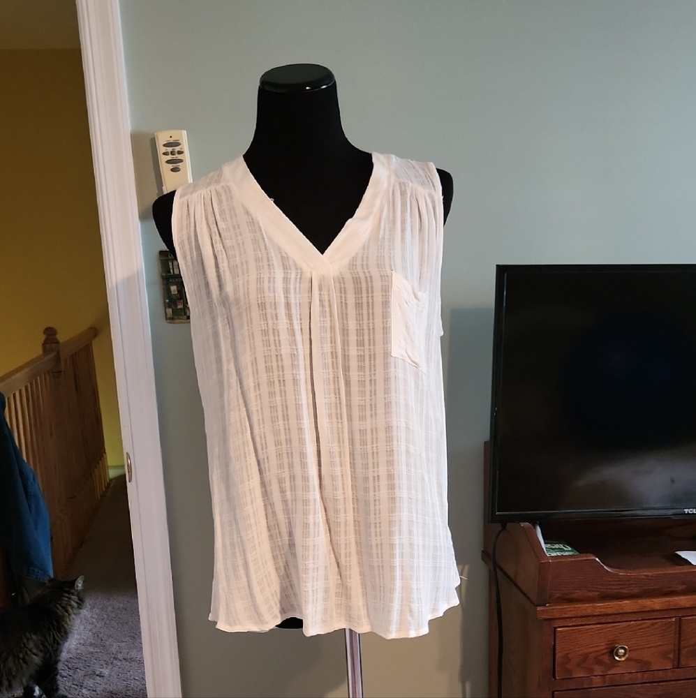 Versatile White Sleeveless Top Semi Sheer Medium